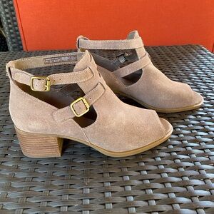 Koolaburra by UGG Sophy Suede Boots SIZE 7